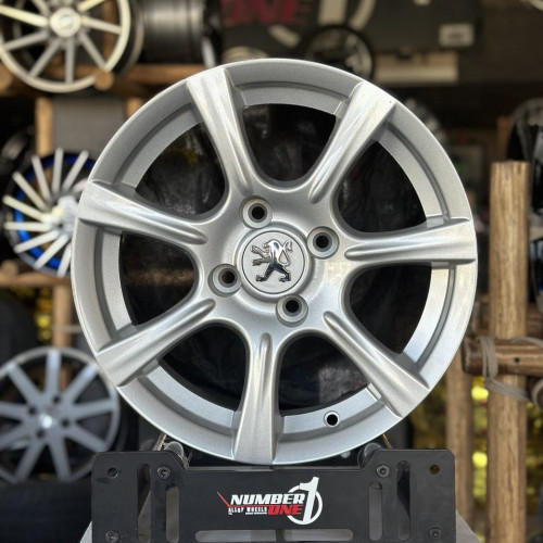 رینگ-فابریک-7پر-سایز-15-نقره-ای-نیریز-تصویر-اصلی